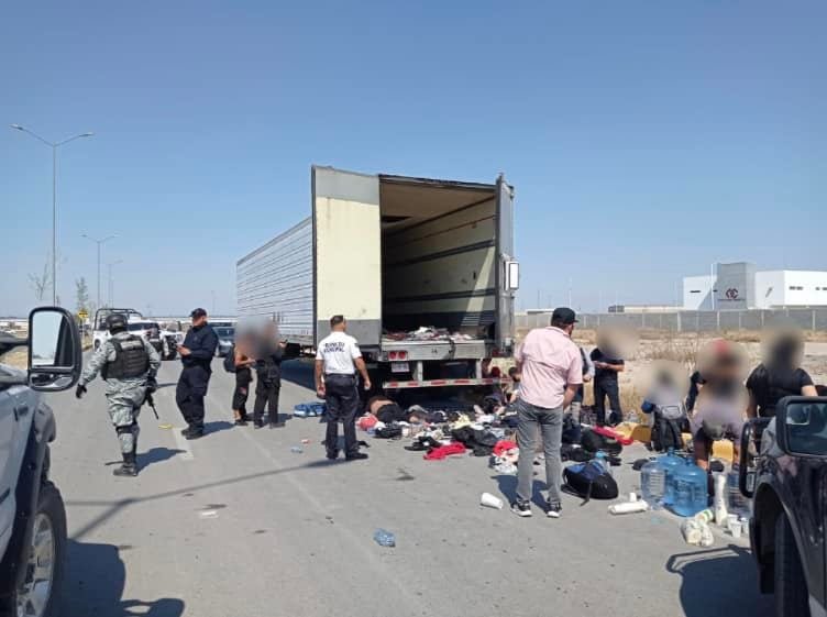 Rescatan a migrantes en Edomex que viajaban en caja de tráiler – NV Noticias