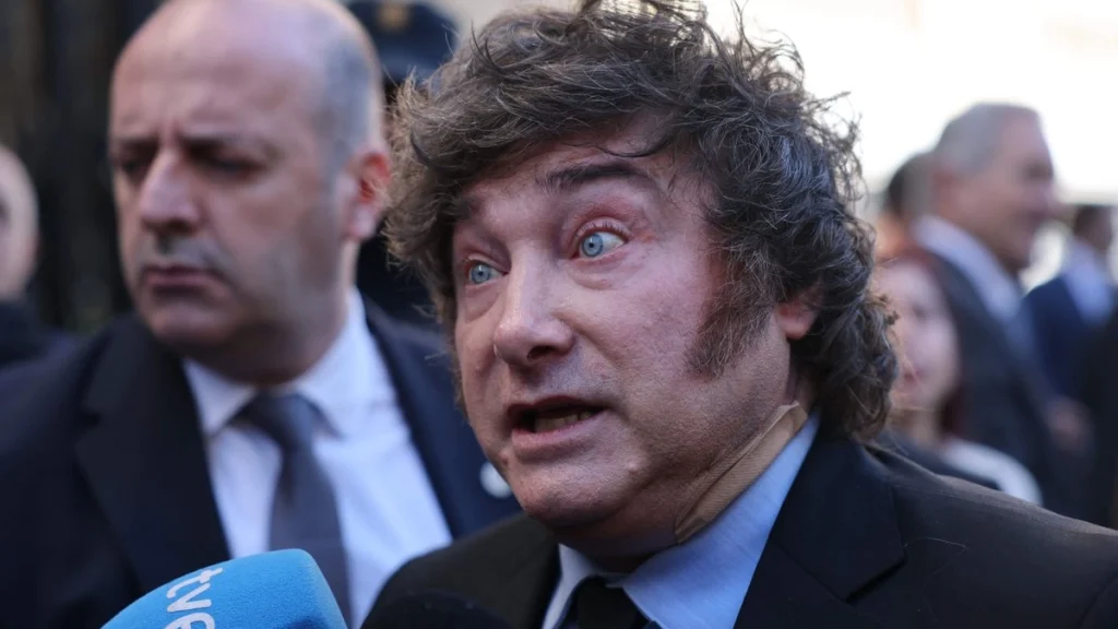 Javier Milei Calls Pedro Sánchez a Dictator During Madrid Visit